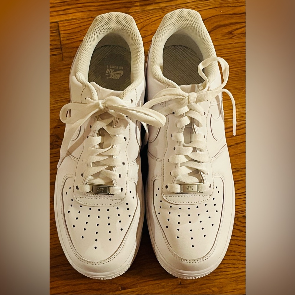 Nike Air Force 1 Women’s Size 9 Sneakers, EUC